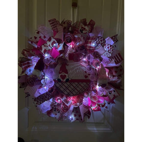Handmade Valentine’s Home Sweet Gnome Ribbon Prelit Wreath 22 ins LED W19 - Picture 11 of 12